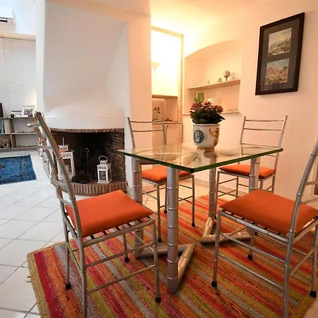 Castello Apartament