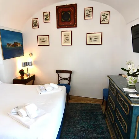 Castello Apartment Capri