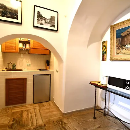 Castello *