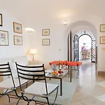 Apartment Castello Capri